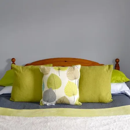 بيت للعطل 33 Old Village V93k66x 4 King Beds Sleeps 8 Sharing